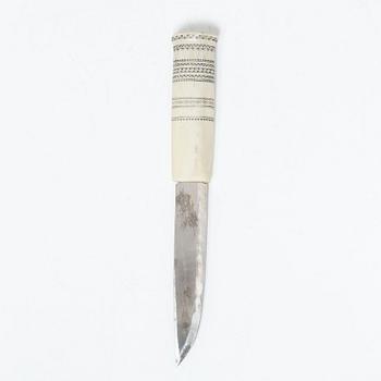 Half-horn knife, signed.