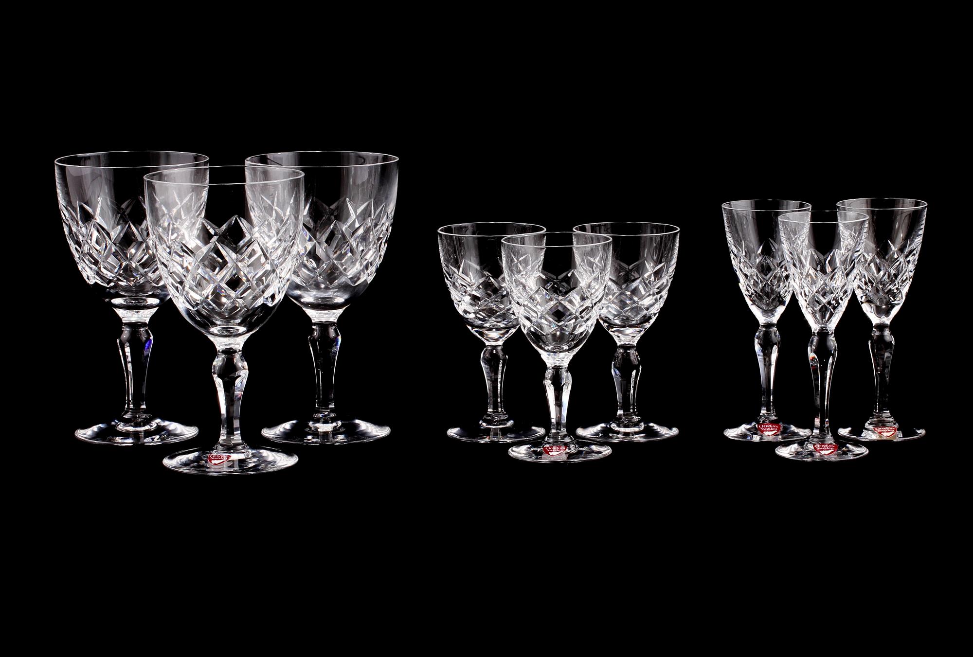 GLASSERVISDELAR, 24 st, "Karolina", Orrefors, 1900-tal.
