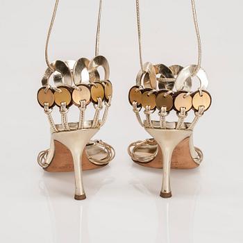 SKOR, Jimmy Choo.