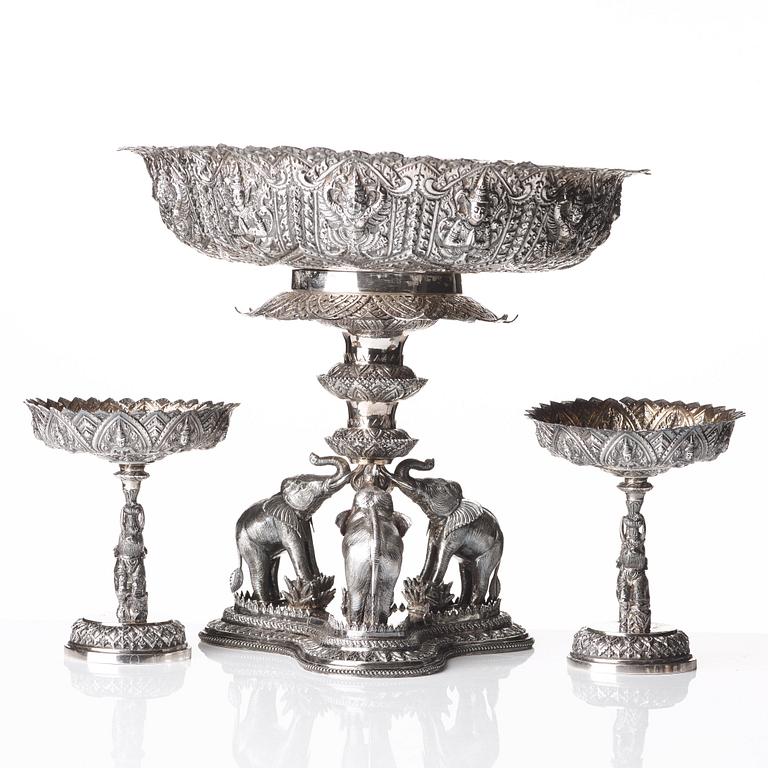 A three piece silver garniture, Thailand, circa 1900.