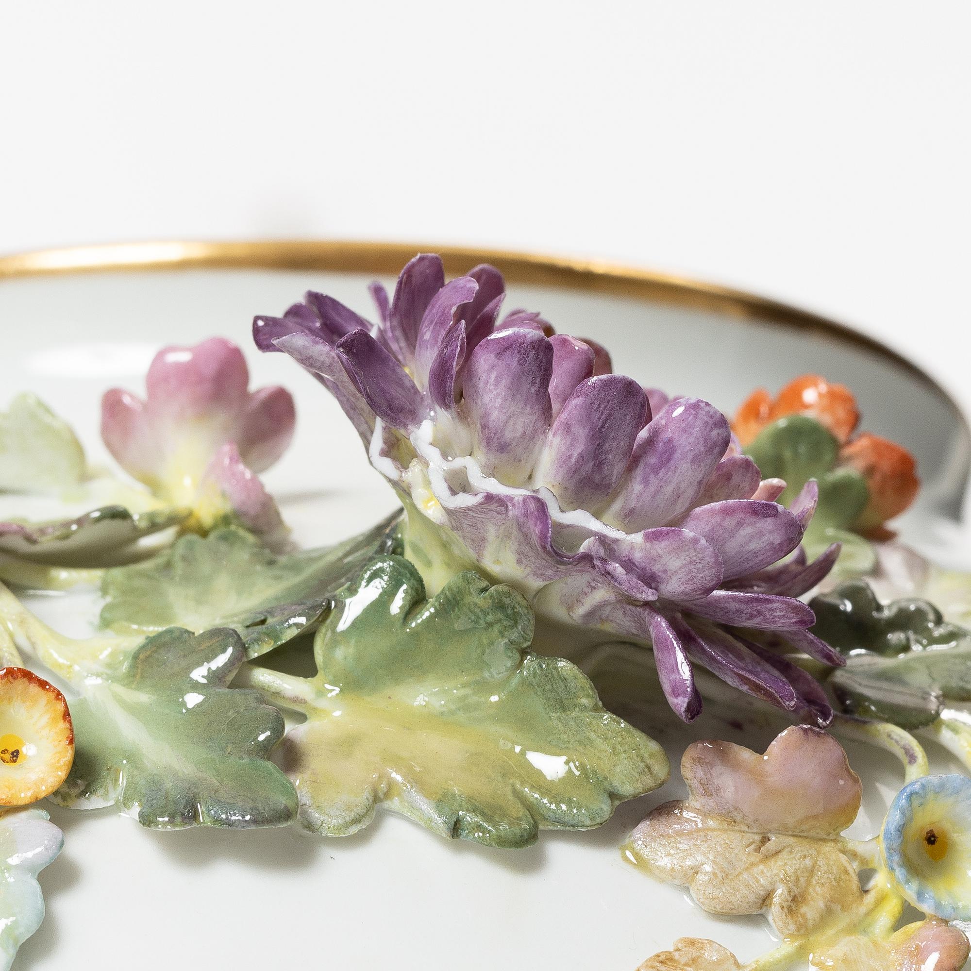 Meissen, a lided porcelain vase, first half of the 20th century.