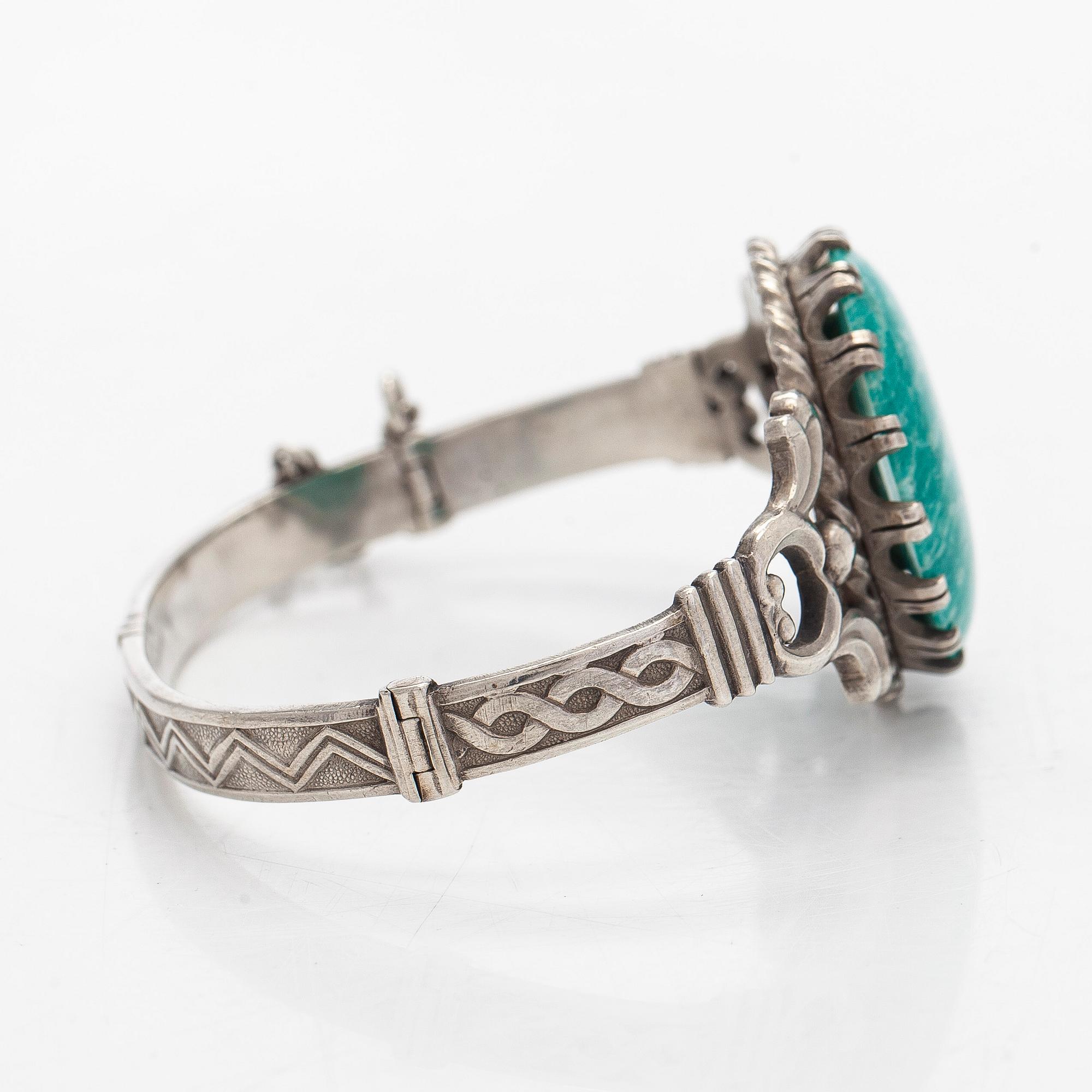 Bracelet, cabochon cut amazonite, silver. A. Tillander, Helsinki 1937.