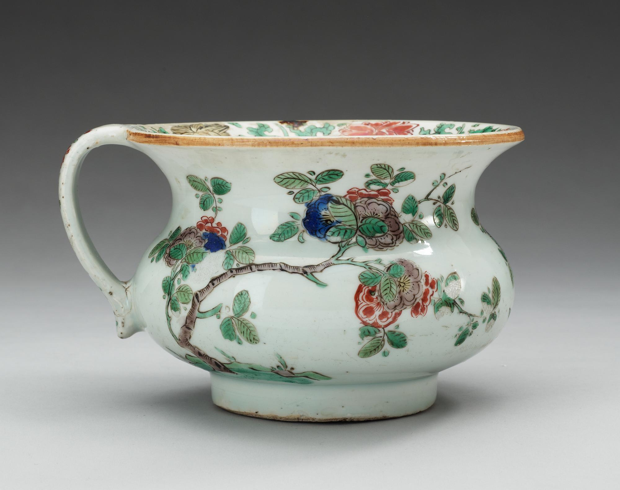 SPOTTKOPP, porslin. Qing dynastin, Kangxi (1662-1722).