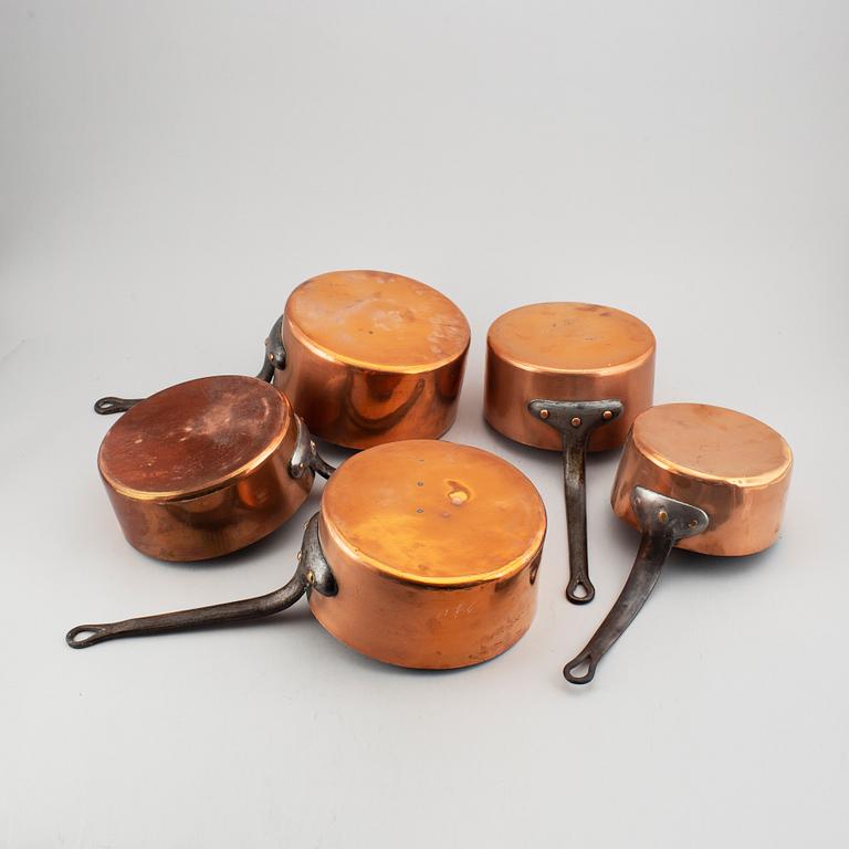 Five coppar pots, early 20th century.