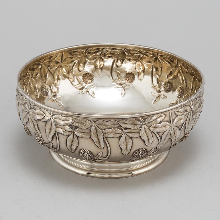 A MICHELSEN, a sterling silver bowl, Denmark,  Copenhagen, 1913, 738 gram.'.