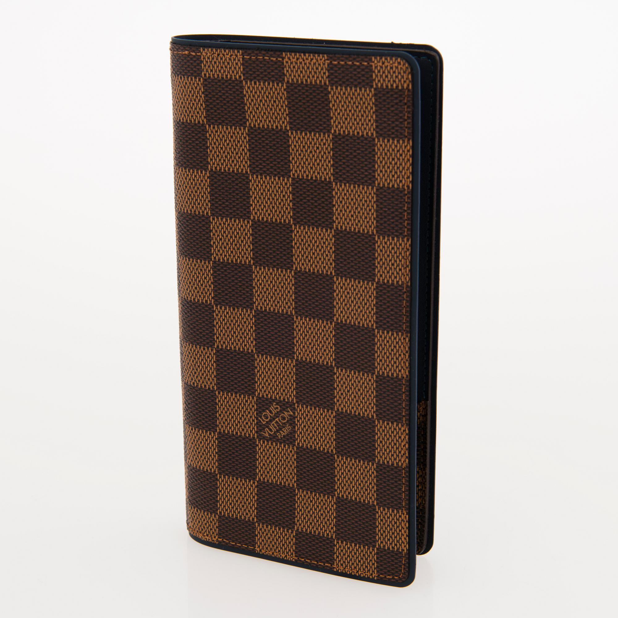 LOUIS VUITTON Damier Ebene Brazza Wallet.