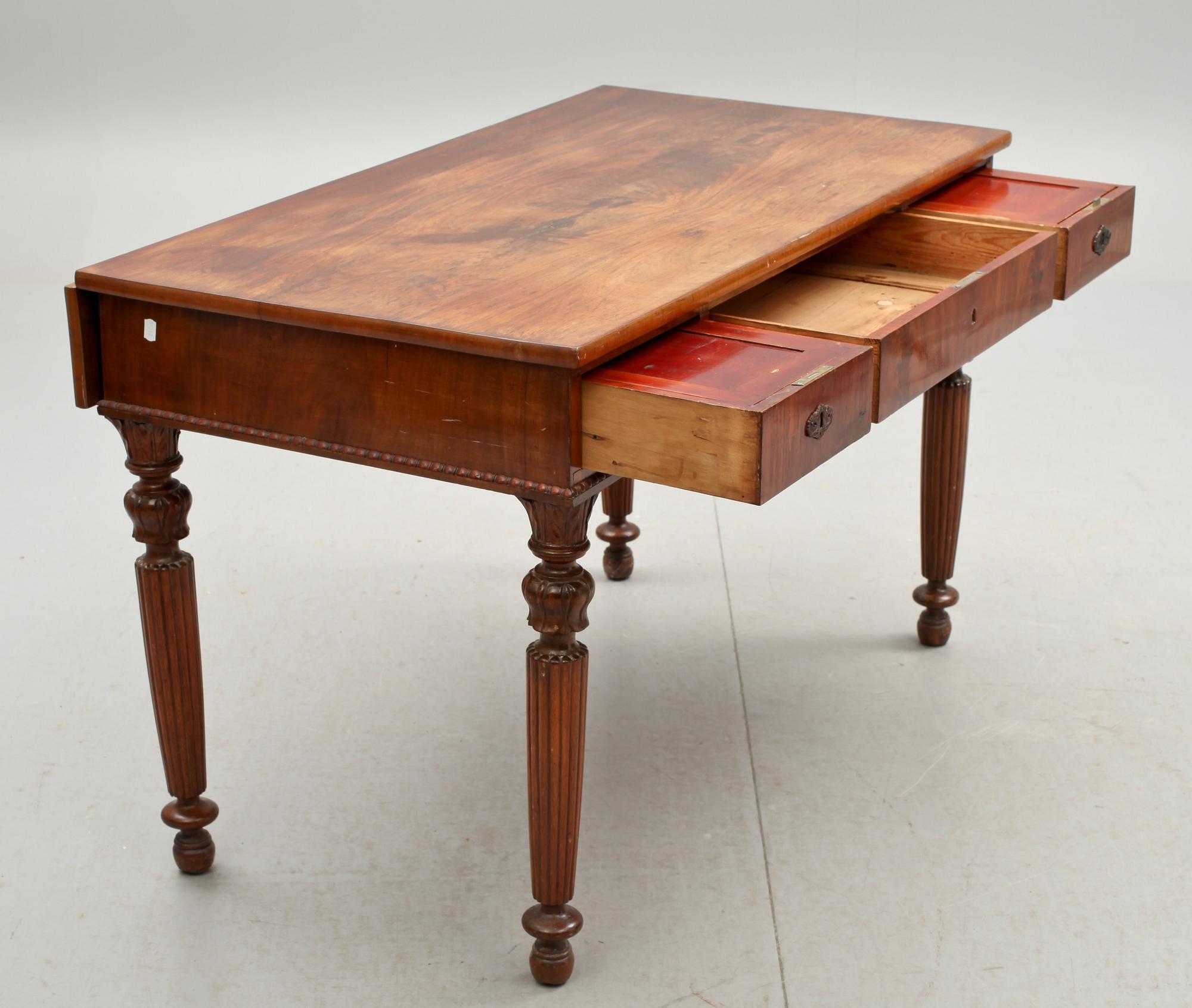 SKRIVBORD, senempire, 1800-talets mitt/andra hälft.