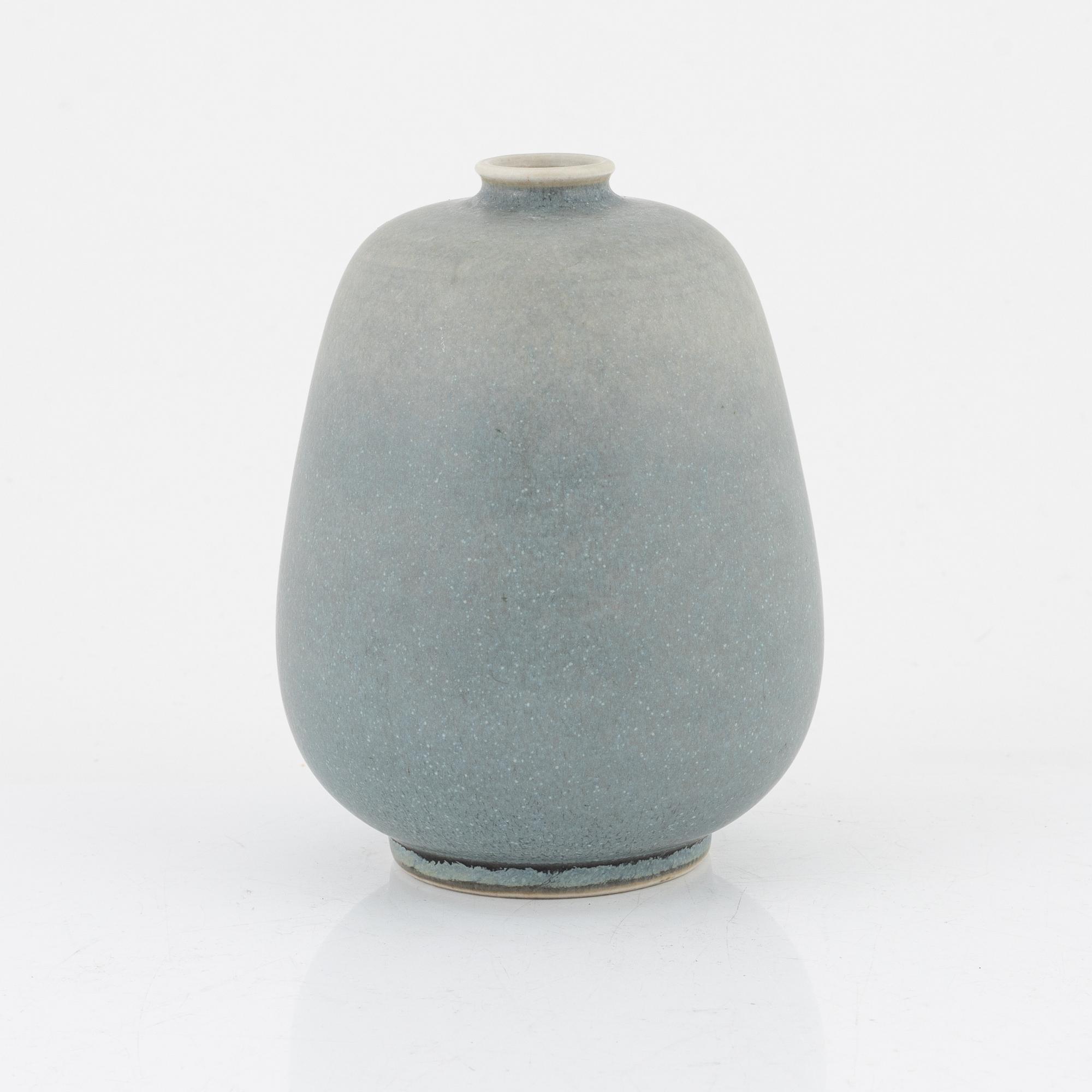 Erich & Ingrid Triller, vas, Tobo.