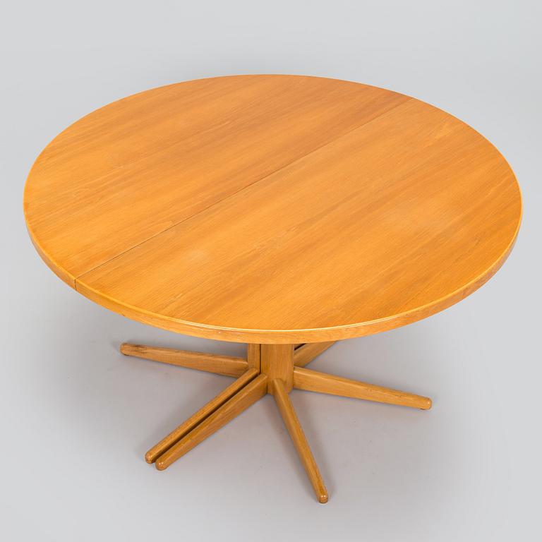Olof Ottelin, ruokapöytä, "Rondo", Keravan Puusepäntehdas, Stockmann, 1970/80-luku.