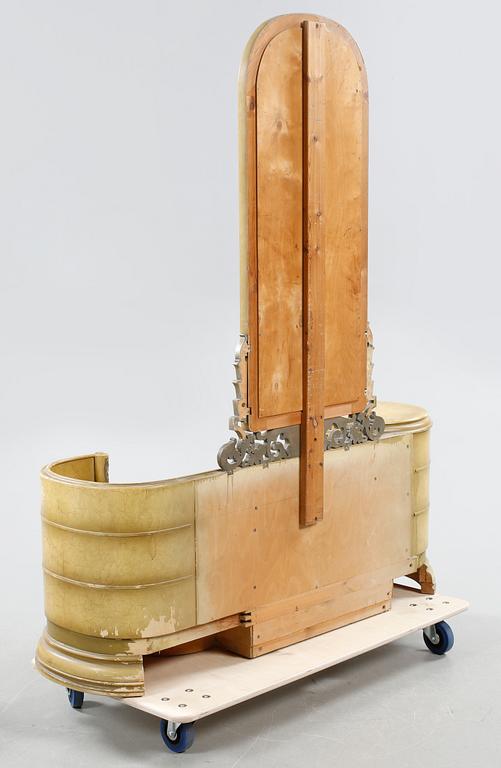 SMINKBORD samt PALLAR, ett par, 1900-talets första hälft.