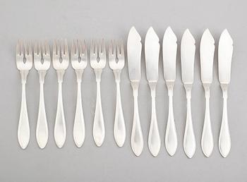 FISKBESTICK. 12 delar, nysilver, svensk spets, 1900-talets mitt.