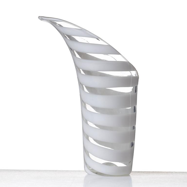 TYRA LUNDGREN, a glass vase, Venini, Italy, model 3864, designed in 1948.