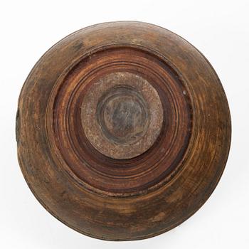 Turned bowl, folk art, 19th century.