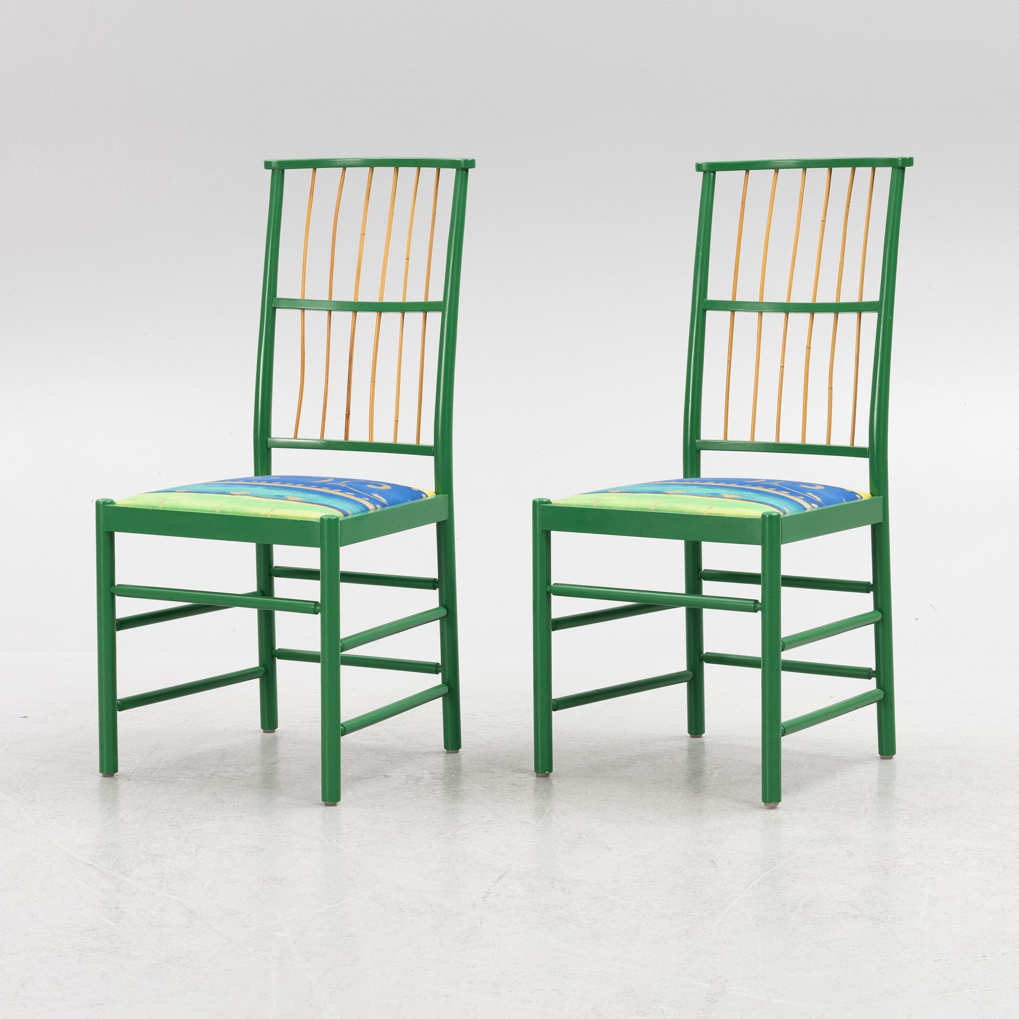 Josef Frank, stolar, ett par, model 2025, Firma Svenskt Tenn, formgiven 1925.