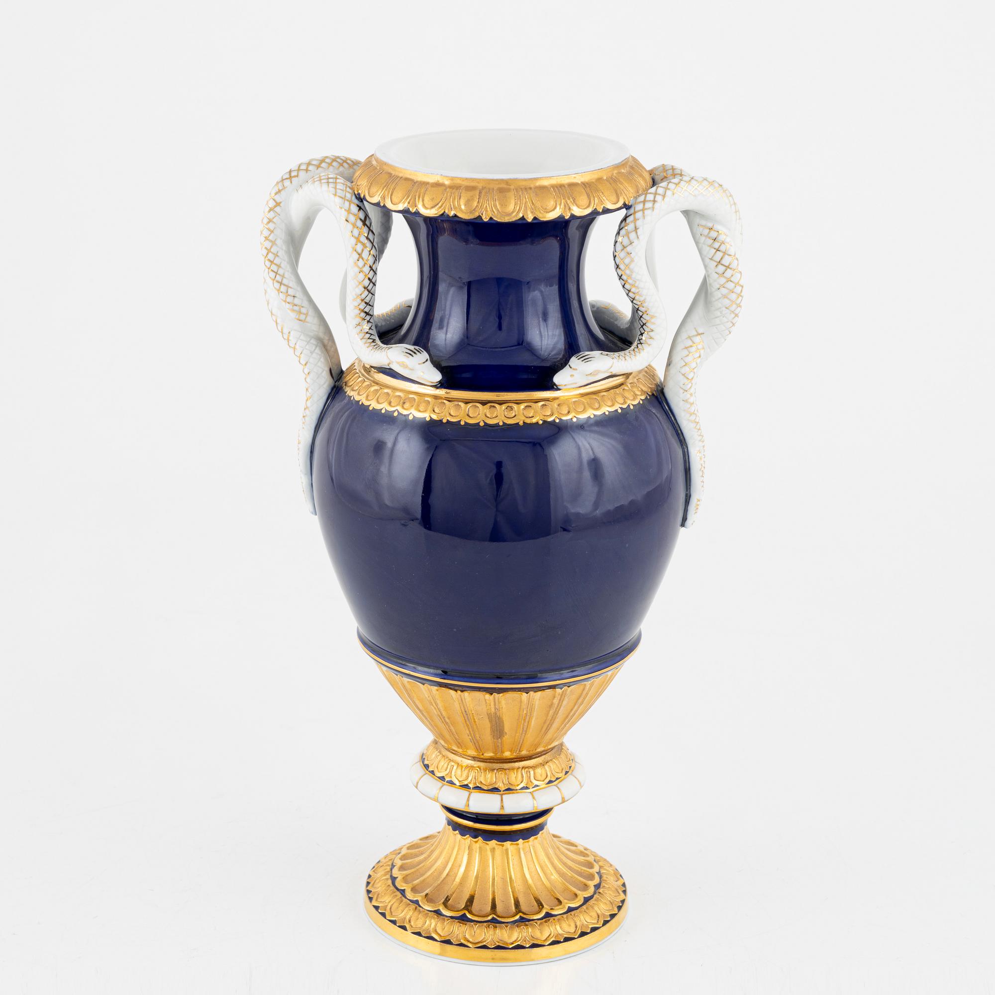 A Meissen Porcelaine Decorative Vase, mid 20th century.