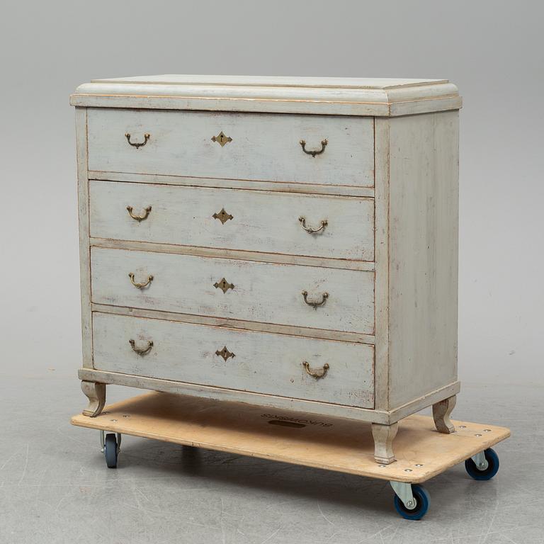 A chest of drawers from the mid 19th century.
