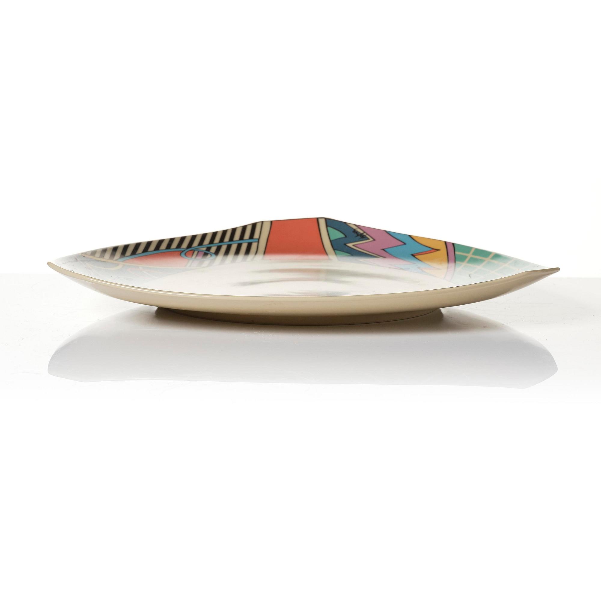 Dorothy Hafner, a 47-piece "Flash" ceramic dinner service, Rosenthal, Germany, post 1984.