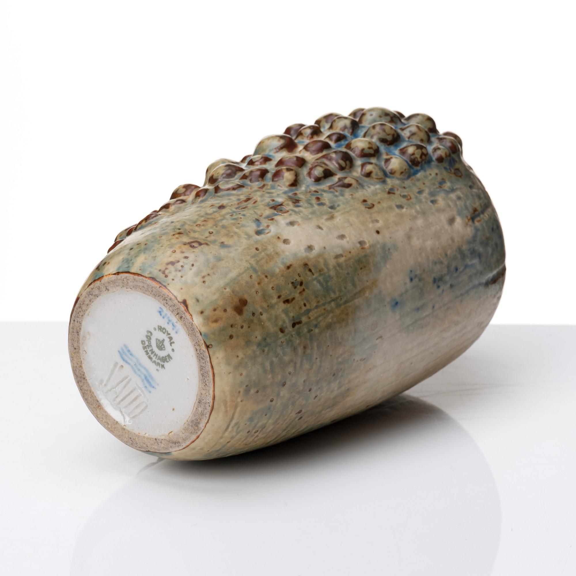 Axel Salto, a Sung glazed 'budding style' stoneware vase, Royal Copenhagen, Denmark 1947.