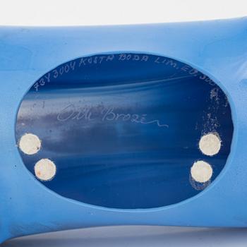 Olle Brozén, a signed glass car sculpture, Kosta Boda, limited edition.