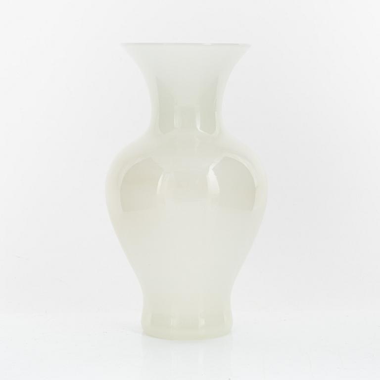 A glass vase, Fratelli Ferro, Murano, Italy.
