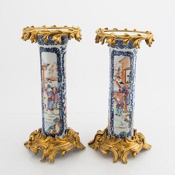 Vaser 1 par, Kina 1800-tal med bronsmontering.