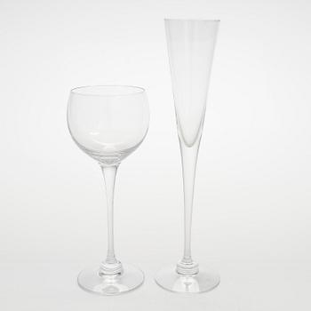 Heikki Orvola, dricksglas, 14 st, "Aurora", Iittala, 1900-talets slut. Modellen formgiven 1972.