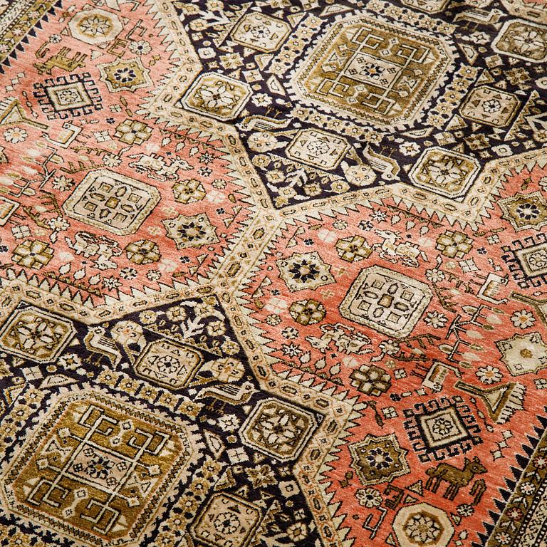 A rug, an old silk Qum, ca 158 x 104,5 cm (as well as ca 2 cm flat weave at the ends).