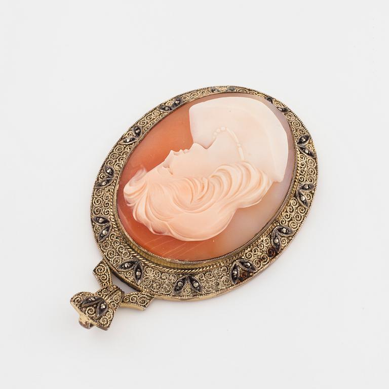 THEODOR FARHNER, a cameo brooch set with marcasites.