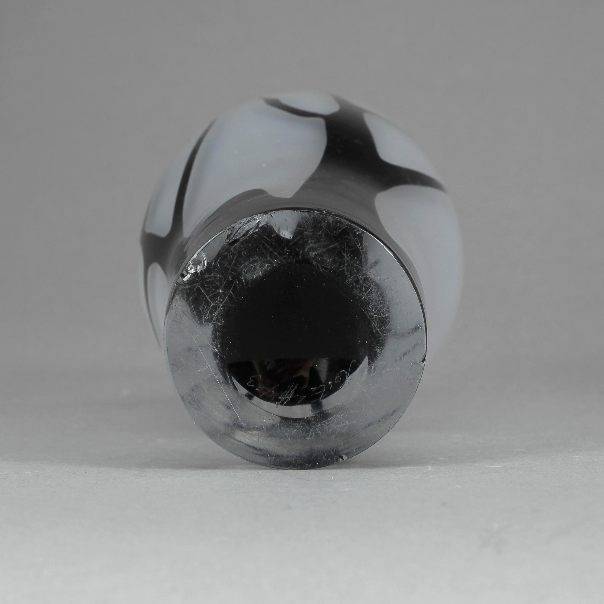 VAS, glas, Vicke Lindstrand, Kosta 1950-tal.