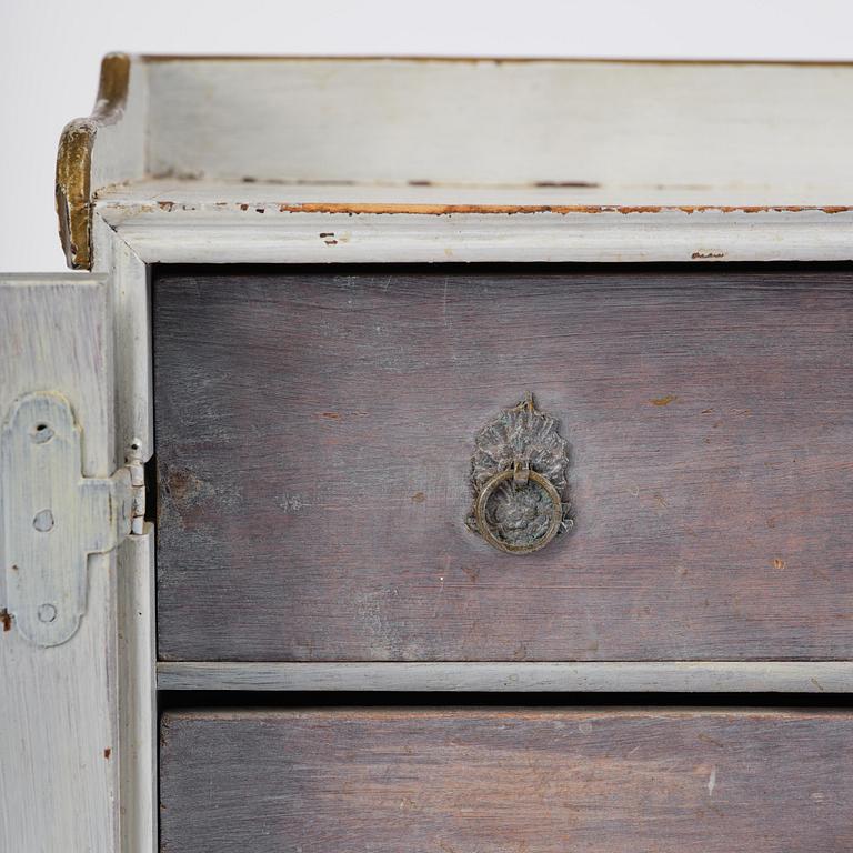 Miniatyrskåp, Sverige, 1700-talets senare del, Rokoko.