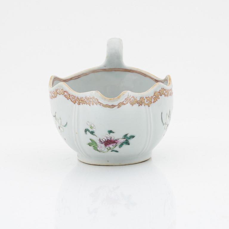 A famille rose sauce boat, Qing dynasty, Qianlong (1736-95).
