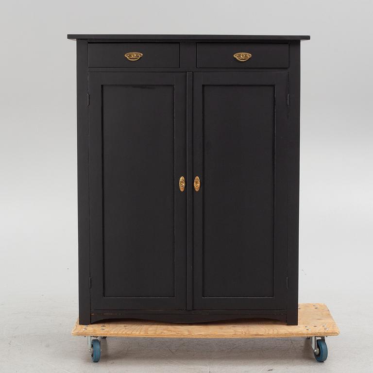 Cabinet, Early 20th Century.