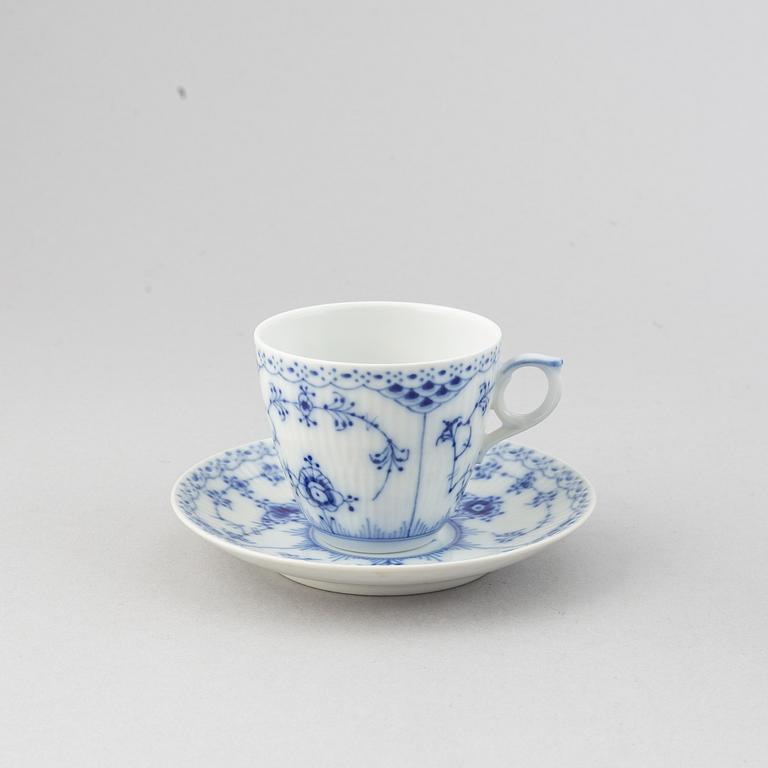 A 19 pcs coffee service 'Musselmalet' from Royal Copenhagen.