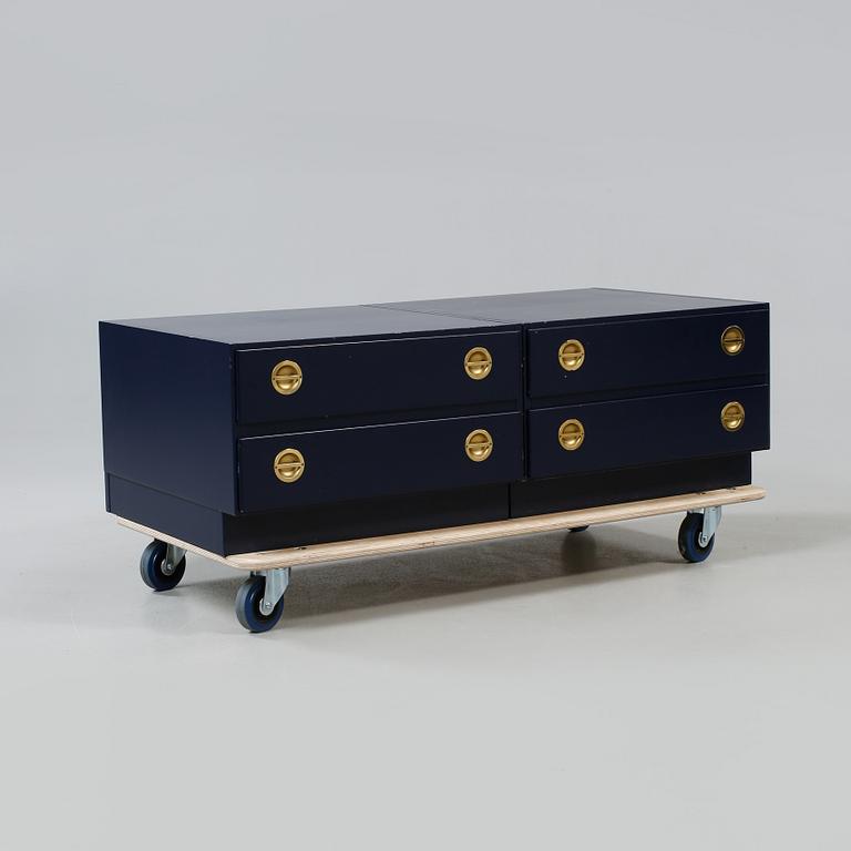 BYRÅAR, ett par, "Fembo", Thomas Jelinek, IKEA, 1970-tal.