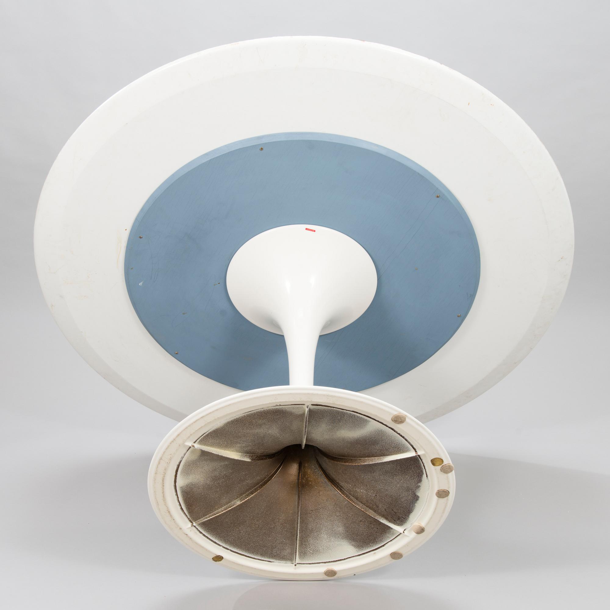 EERO SAARINEN, ruokapöytä, "Tulip", lisenssillä valmistettu Knoll, Sveitsi 1970-luku.