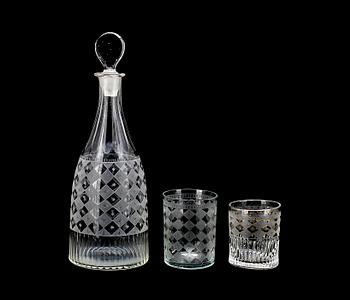 SELTERGLAS samt KARAFF, 11 +1st. Sengustavianska/sengustaviansk stil, 1800-tal