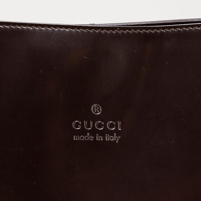 GUCCI,