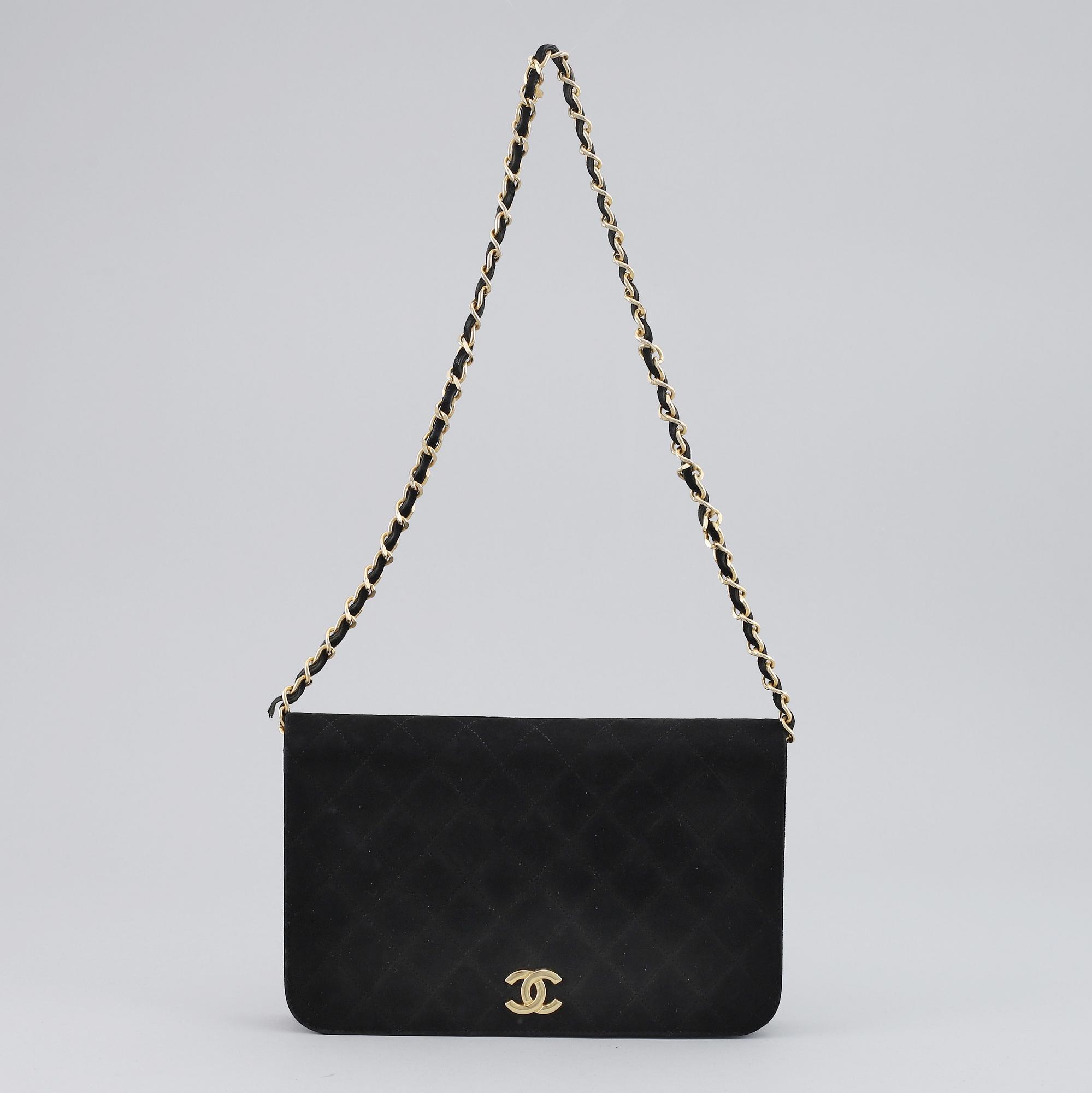 CHANEL,.