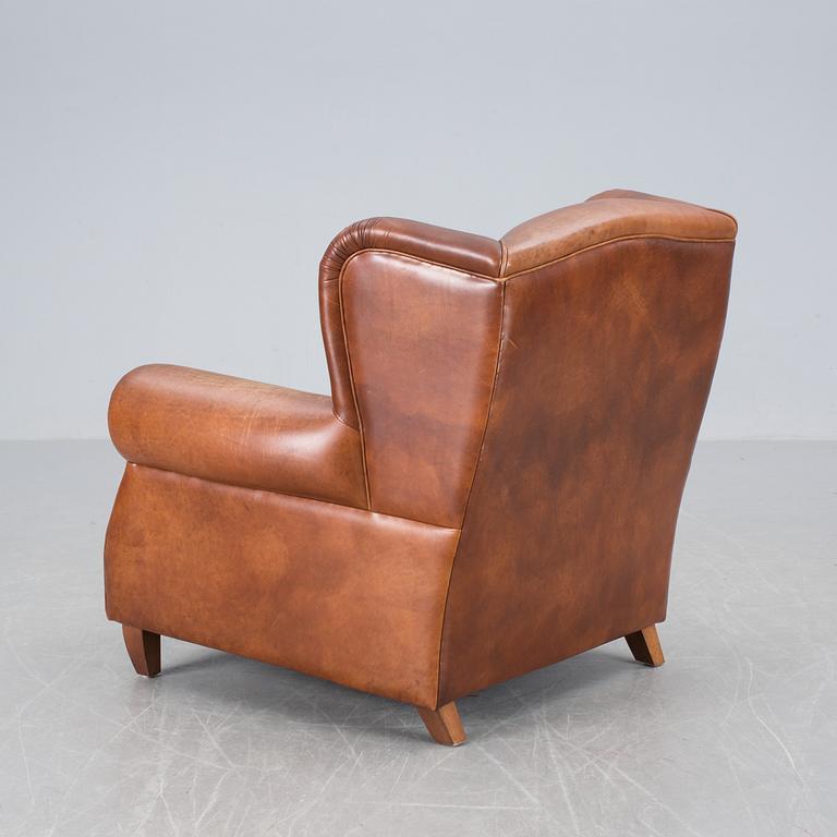 ÖRONLAPPSFÅTÖLJ, engelsk stil, 1900-talets slut.