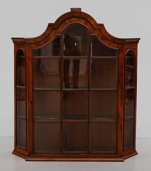 HÄNGVITRINSKÅP, England, 1800-talets första hälft.