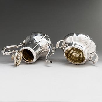 Alexander Kordes, Kaffekanna och sockerskål, silver, S:t Petersburg, Ryssland 1858.