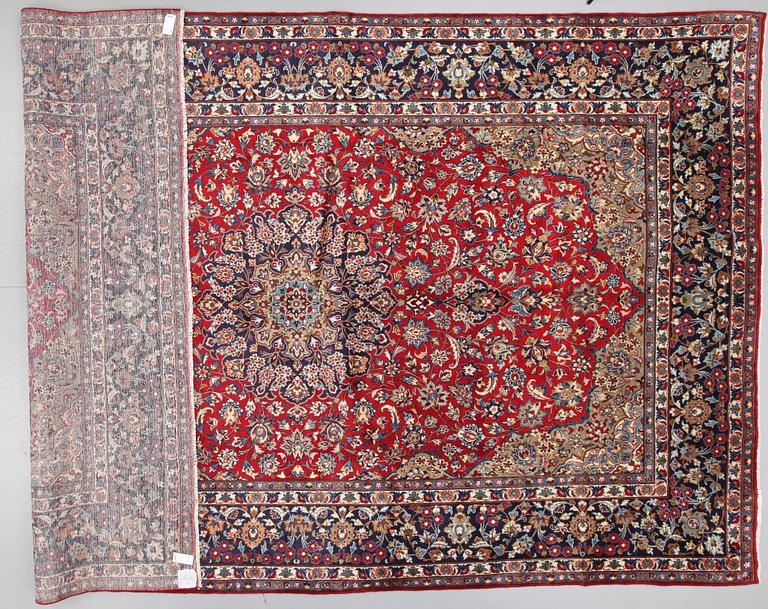 MATTA, old Persisk Nadjafabad. Ca 465 x 305.