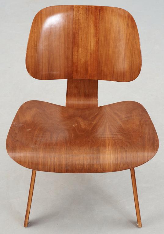 A Charles & Ray Eames 'LCW' plywood chair by Herman Miller, USA.