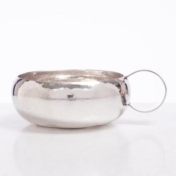 Olle Ohlsson, Tasse a vin, silver, Olle Ohlsson Silversmide, Stockholm 1992.