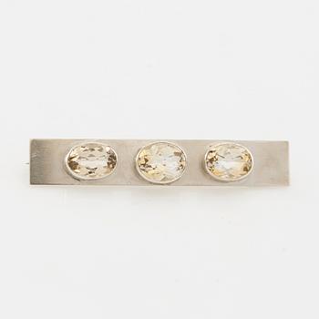 Roy Franzen, Brooch of silver with oval faceted citrines, Lund 1993.