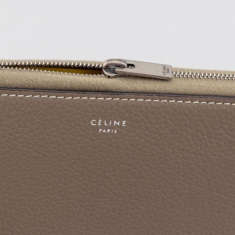 Céline, 'Souris Large Zipped Multifunction' wallet.