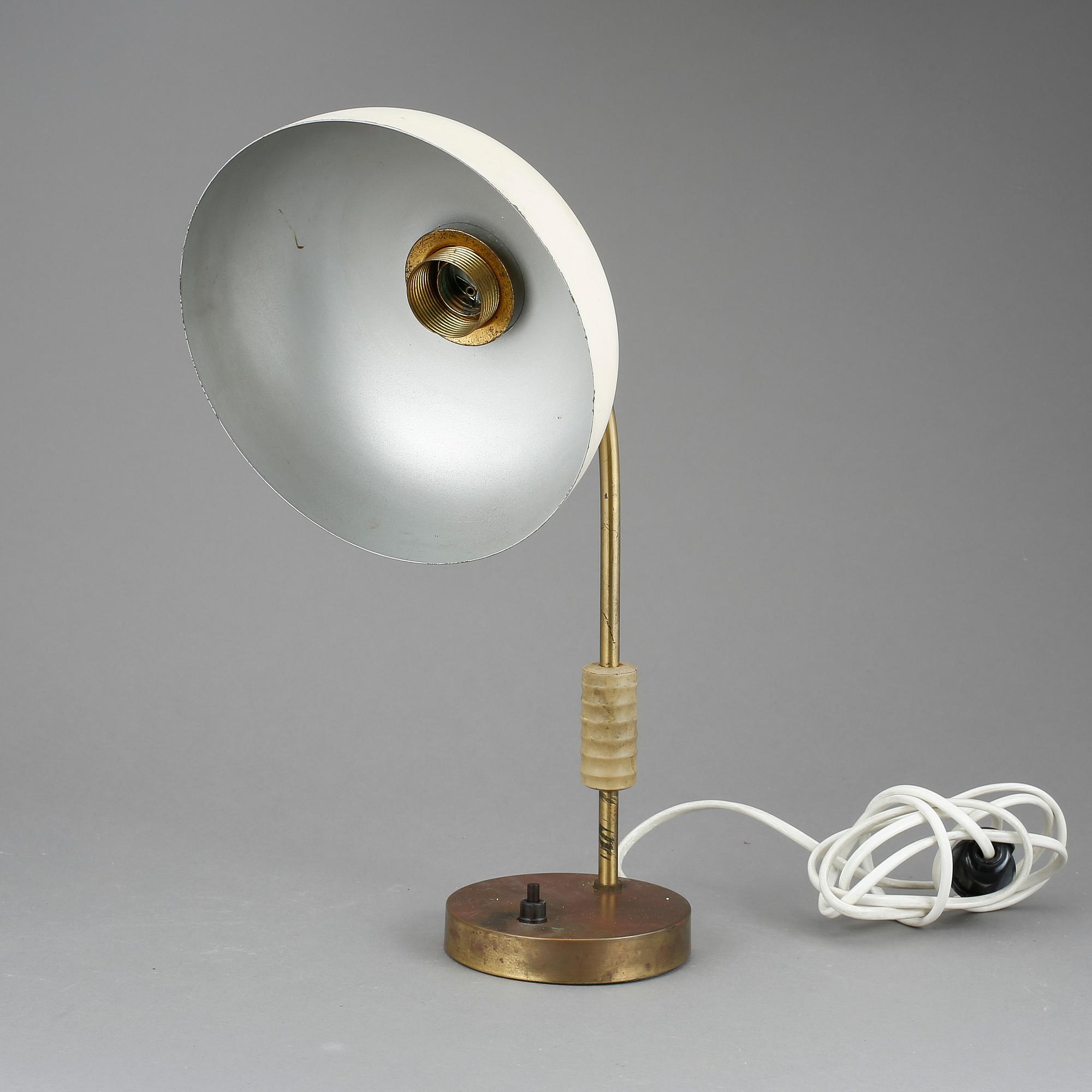 BORDSLAMPA, 1900-talets mitt.