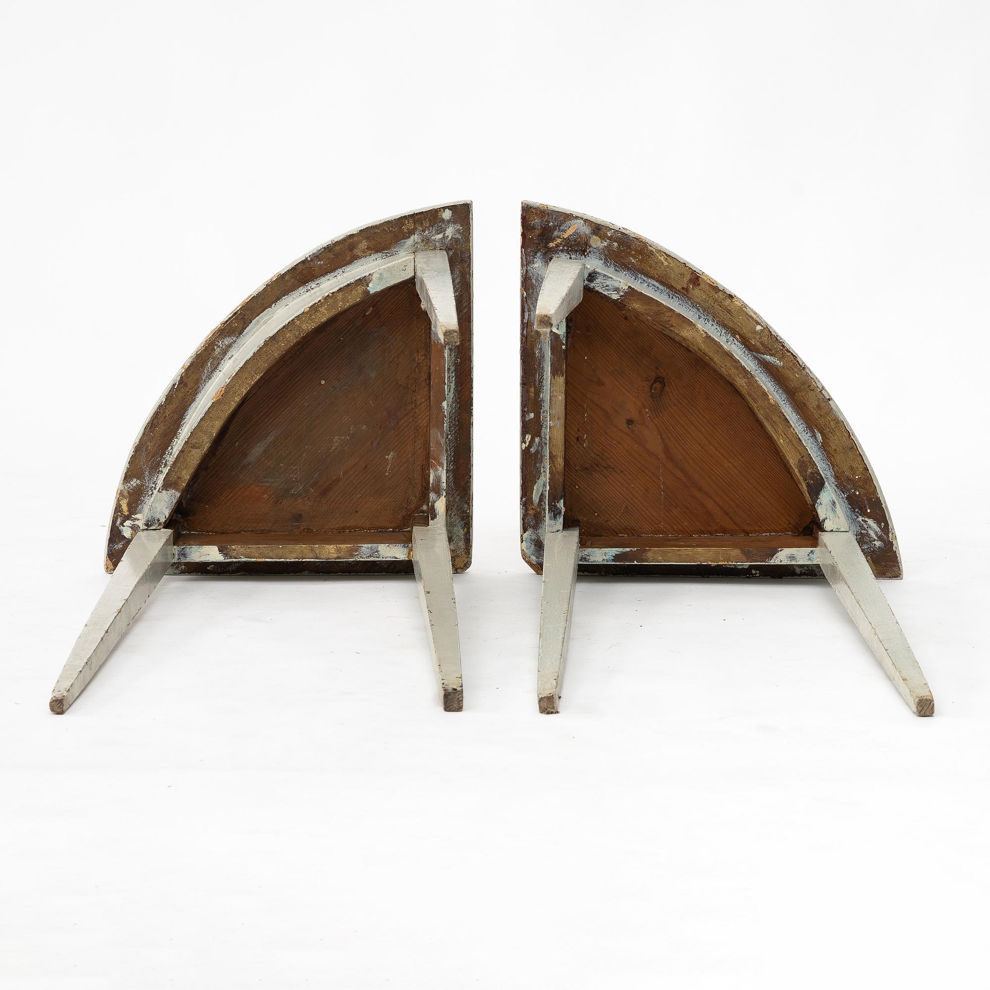 A pair of Gustavian corner tables, early 18th century.