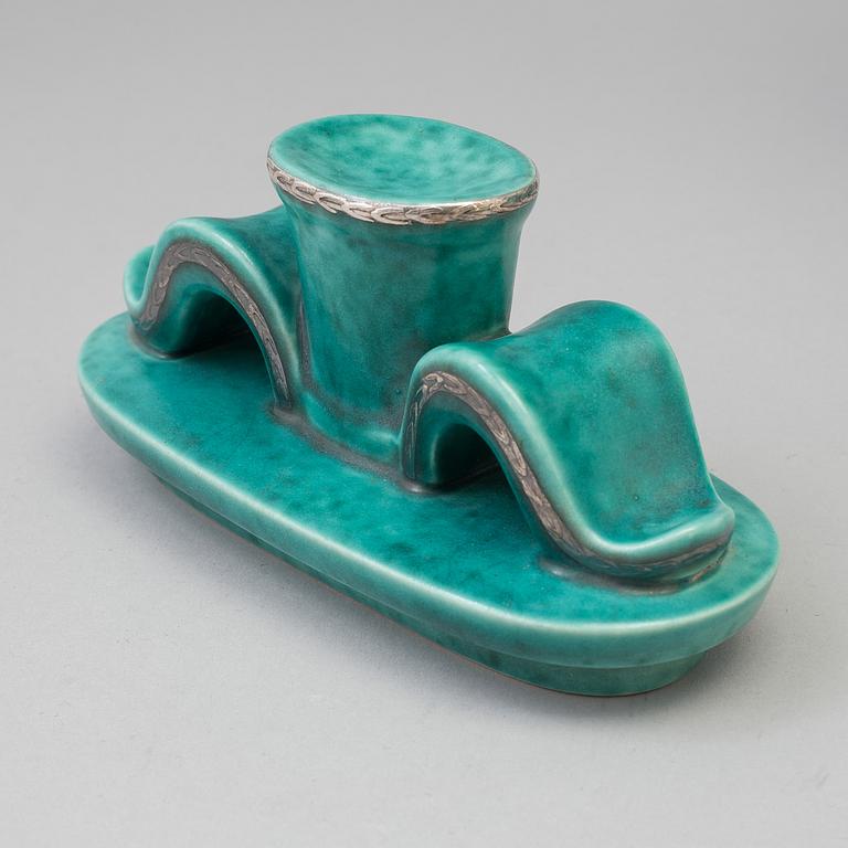 WILHELM KÅGE, an 'Argenta' stoneware  lidded vase from Gustavsberg, 1948.