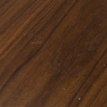 Eero Saarinen, matbord, "Tulip", Knoll International. Modellen formgiven 1956.